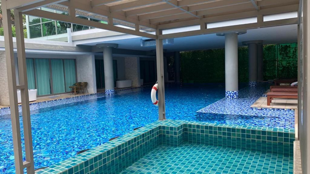 בנג טאו ביץ' The Regent Bangtao Apartments Gorgeous View Of The Jungle מראה חיצוני תמונה